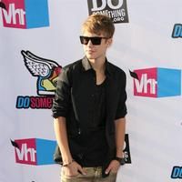 Justin Bieber - Celebs at Do Something Awards 2011 Photos | Picture 59698